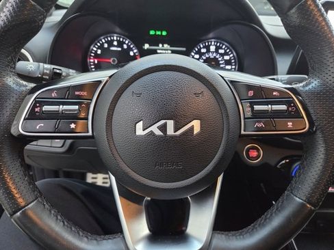 Used 2023 Kia Forte GT-Line w/ GT-Line Technology Package image 14