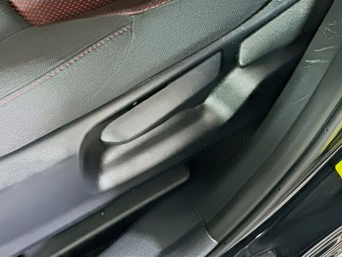 Used 2024 Toyota Corolla Cross AWD Hybrid w/ Moonroof Package image 13