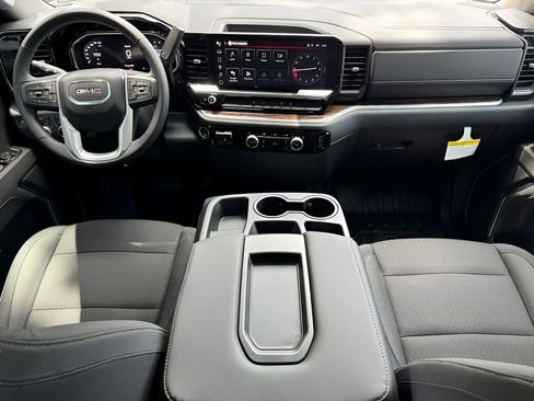New 2026 GMC Sierra 2500 SLE AWD/4WD image 15