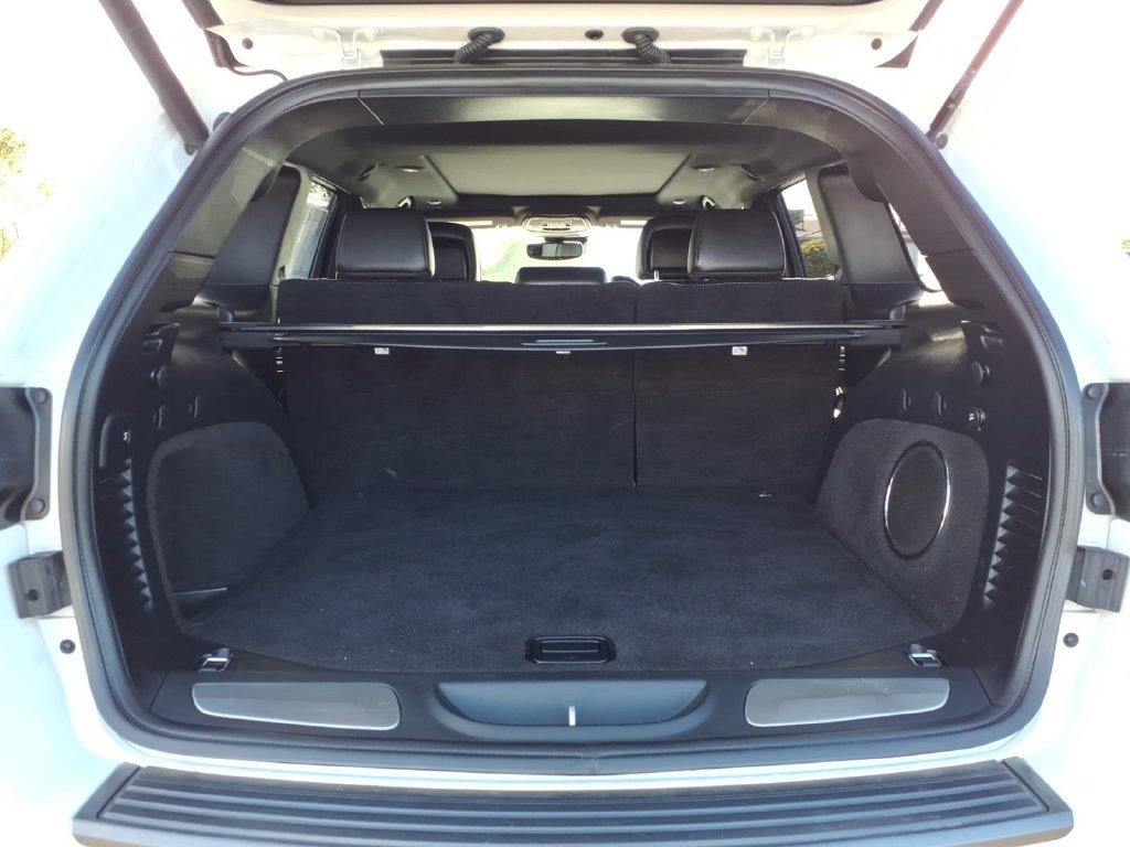 Used 2020 Jeep Grand Cherokee High Altitude AWD/4WD image 19