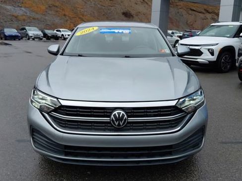 Used 2024 Volkswagen Jetta S image 9