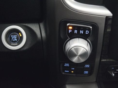 Used 2014 RAM 1500 Limited AWD/4WD image 24