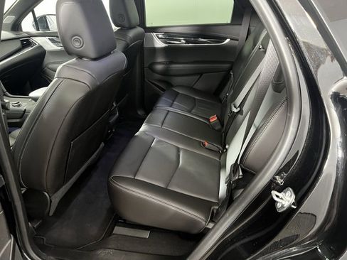 Used 2025 Cadillac XT5 Premium Luxury image 23