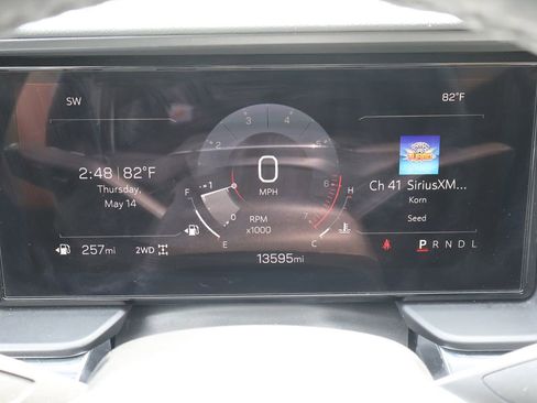 Used 2025 GMC Terrain Elevation AWD/4WD image 28