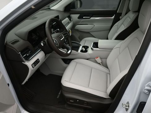 New 2026 GMC Terrain Denali image 7