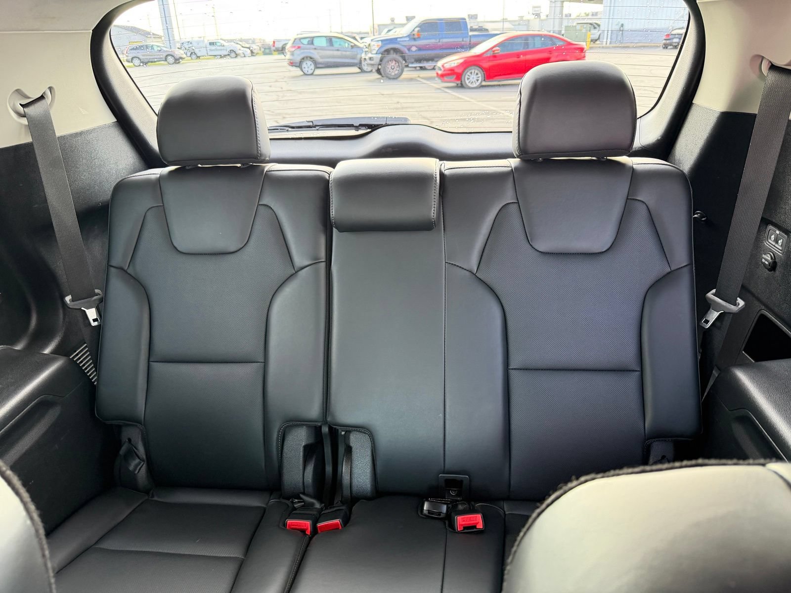 Used 2025 Kia Telluride S FWD image 14