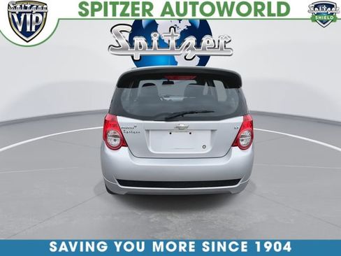 Used 2009 Chevrolet Aveo5 LT w/ Power and Convenience Package FWD image 8