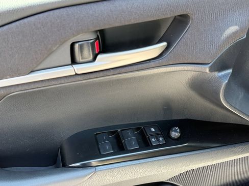 Used 2025 Toyota Camry LE FWD image 23