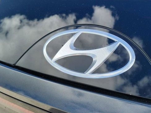 Used 2023 Hyundai Tucson SEL FWD image 8