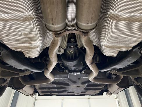 Used 2003 Ford Thunderbird image 44