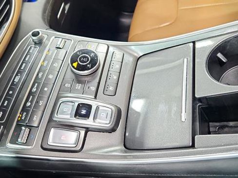 Used 2021 Hyundai Santa Fe Calligraphy w/ Cargo Package image 16