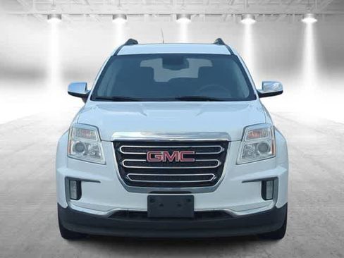 Used 2017 GMC Terrain SLE w/ Driver Alert Package I FWD image 3