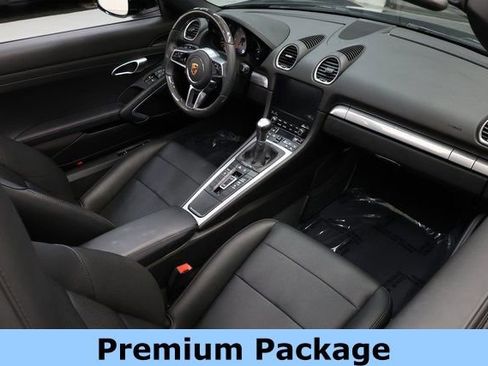 Used 2024 Porsche 718 Boxster S RWD image 11