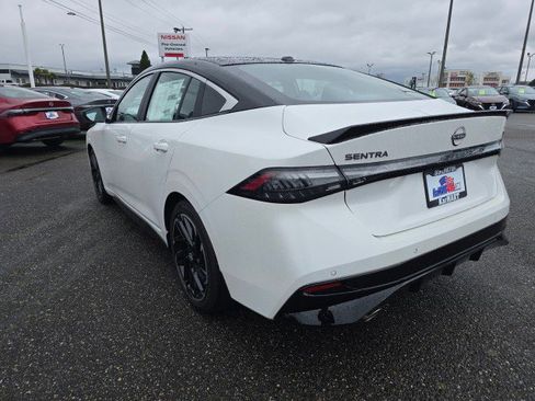 New 2026 Nissan Sentra SR w/ SR Premium Package FWD image 5