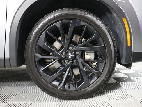Used 2022 Mitsubishi Outlander SE AWD/4WD image 6