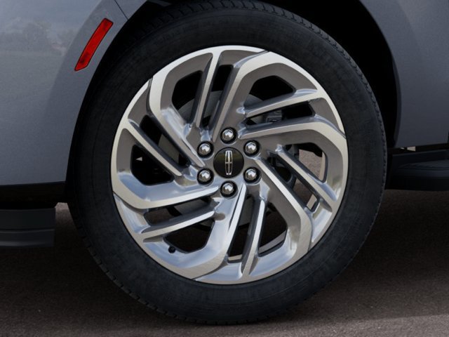New 2027 Lincoln Navigator Premiere RWD image 19