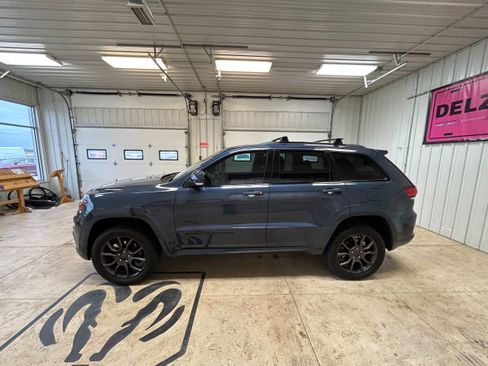 Used 2020 Jeep Grand Cherokee High Altitude image 3