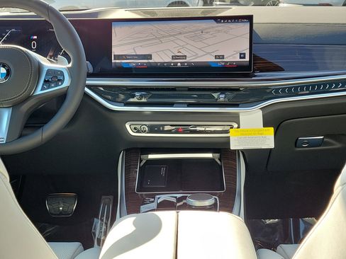 New 2026 BMW X5 sDrive40i w/ M Sport Package image 12