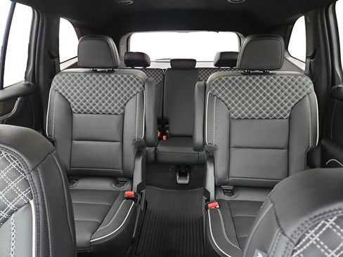 New 2026 GMC Acadia Denali w/ Super Cruise Package image 36