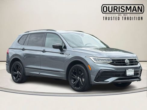 Used 2023 Volkswagen Tiguan SE R-Line FWD image 1