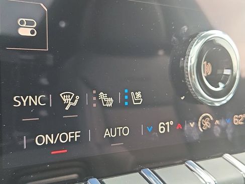 Used 2026 GMC Yukon Denali w/ Sun & Power Step Package AWD/4WD image 18