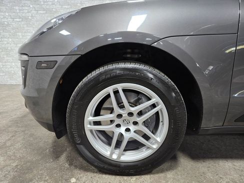 Used 2018 Porsche Macan image 56
