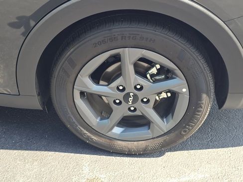 Certified 2026 Kia K4 FWD image 15