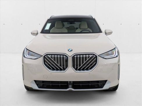 Used 2026 BMW X3 xDrive30 w/ Premium Package image 6