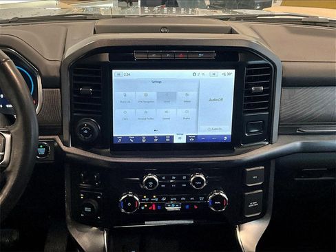 Used 2022 Ford F150 Platinum w/ Equipment Group 701A High image 18