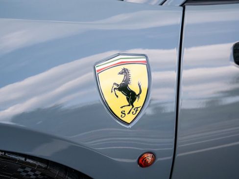 Used 2016 Ferrari 488 GTB RWD image 25