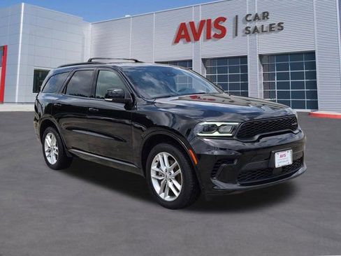 Used 2025 Dodge Durango GT AWD/4WD image 3