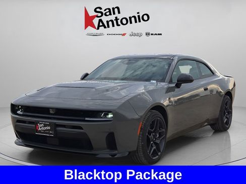 New 2026 Dodge Charger Scat Pack w/ Blacktop Package AWD/4WD image 4