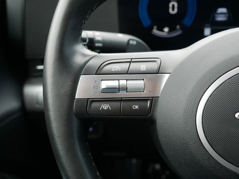 Certified 2025 Hyundai Kona SEL AWD/4WD image 31
