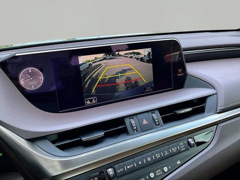 Used 2019 Lexus ES 350 w/ Accessory Package 2 FWD image 14