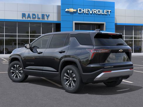 New 2026 Chevrolet Equinox LT image 3