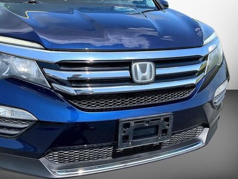 Used 2016 Honda Pilot Touring image 29