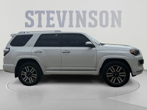 Used 2020 Toyota 4Runner Limited AWD/4WD image 6