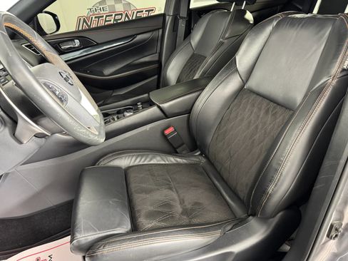Used 2021 Nissan Maxima SR w/ Sport Mat Group FWD image 34