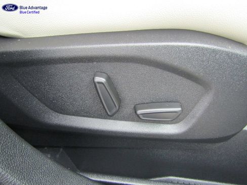 Certified 2024 Ford Edge Titanium w/ Equipment Group 301A AWD/4WD image 42