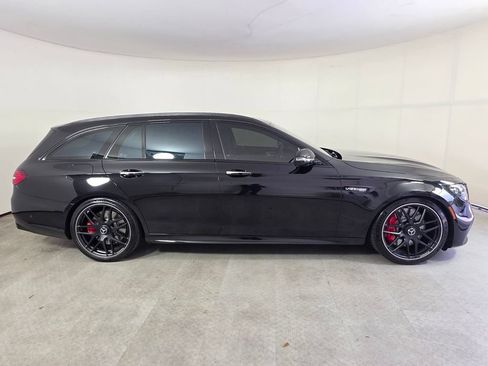 Used 2023 Mercedes-Benz E 63 AMG S image 3