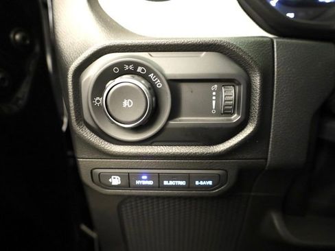 Used 2024 Jeep Wrangler Willys 4xe image 32