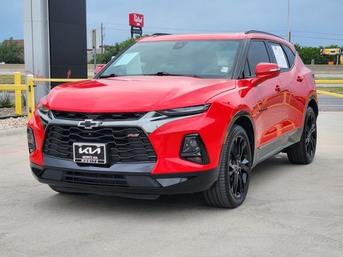 Used 2021 Chevrolet Blazer RS w/ Enhanced Convenience Package image 3