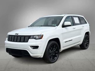 Used 2019 Jeep Grand Cherokee Altitude AWD/4WD video 1