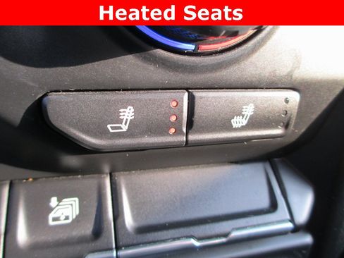 Used 2020 Chevrolet Silverado 1500 LT w/ All-Star Edition image 15