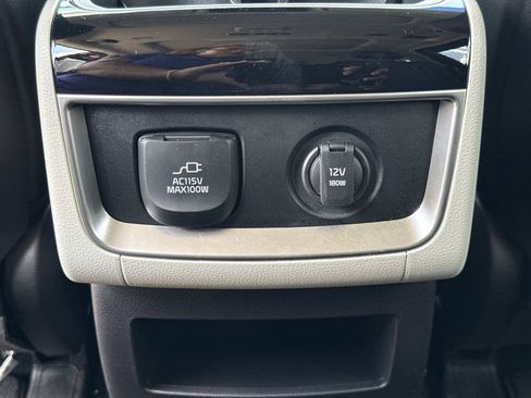 Used 2024 Kia Carnival SX Prestige FWD image 36