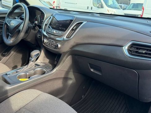 Used 2024 Chevrolet Equinox LT FWD image 15