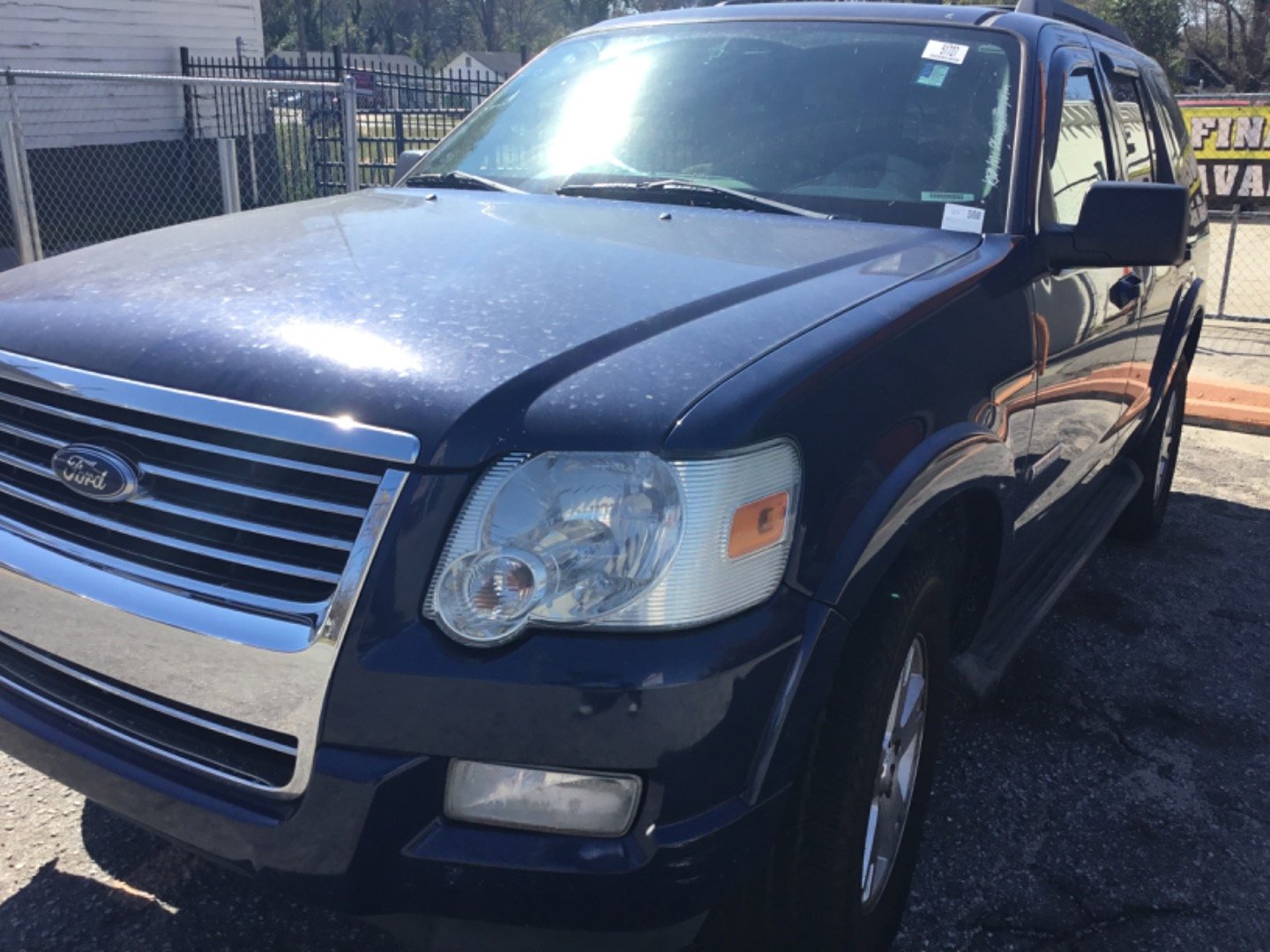 Used 2007 Ford Explorer XLT RWD image 2