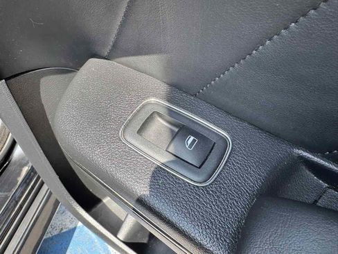 Used 2018 Dodge Charger SRT Hellcat w/ Harman/Kardon Audio Group RWD image 43