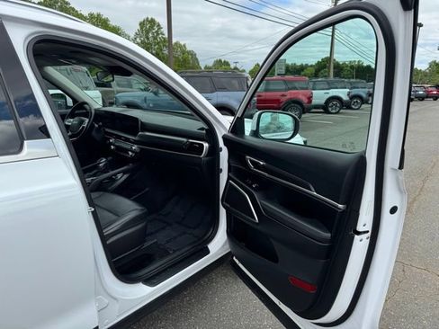 Used 2023 Kia Telluride S w/ S Sunroof Package FWD image 16