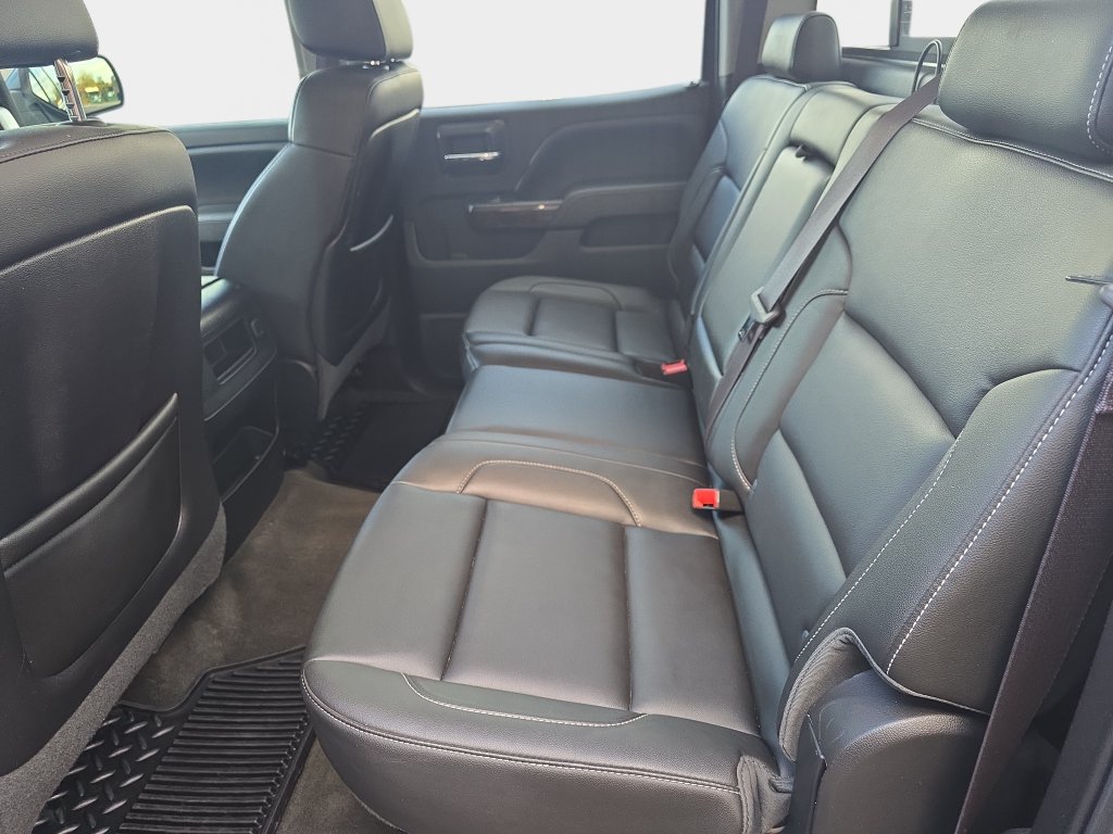 Used 2015 GMC Sierra 1500 SLT w/ SLT Preferred Package AWD/4WD image 16